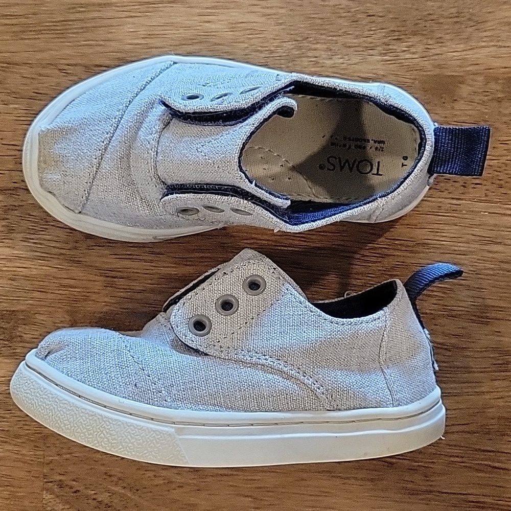 Tiny Toms